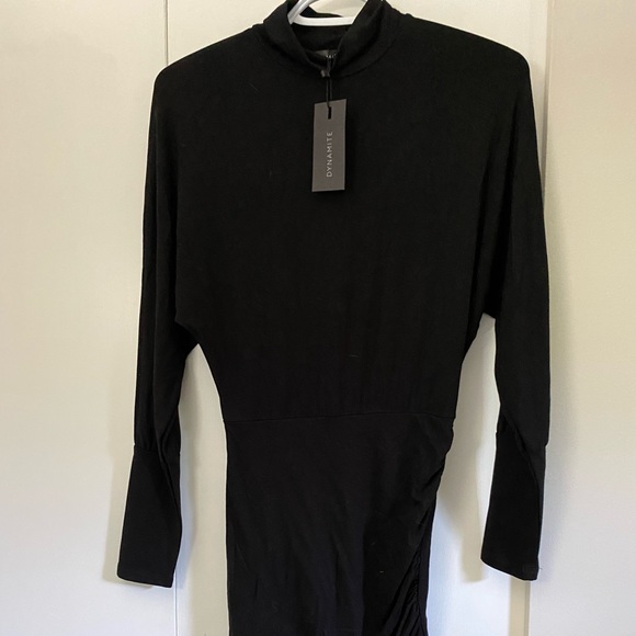 BNWT MOCK NECK DYNAMITE DRESS XXS - Picture 2 of 4